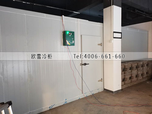 冷庫(kù)安裝.jpg 冷庫(kù)安裝.jpg